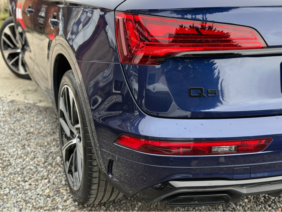 2022 Audi Q5 40 TDI QUATTRO S-LINE BLK EDITION €44,950