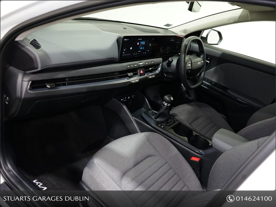 2026 Kia K4 - image 12