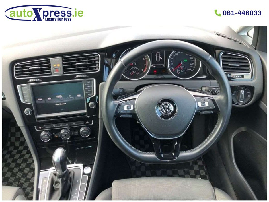 2017 Volkswagen Golf - image 10