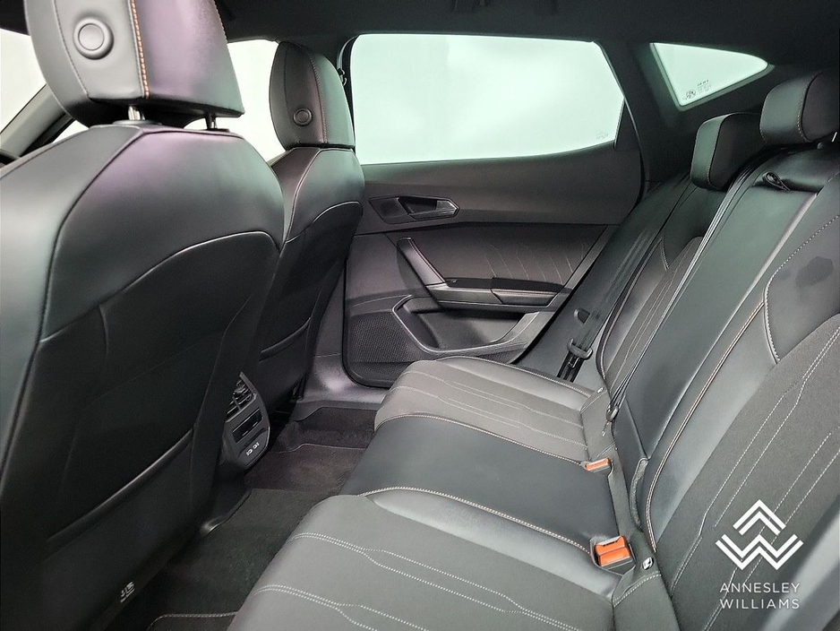 2025 Cupra Formentor - image 15