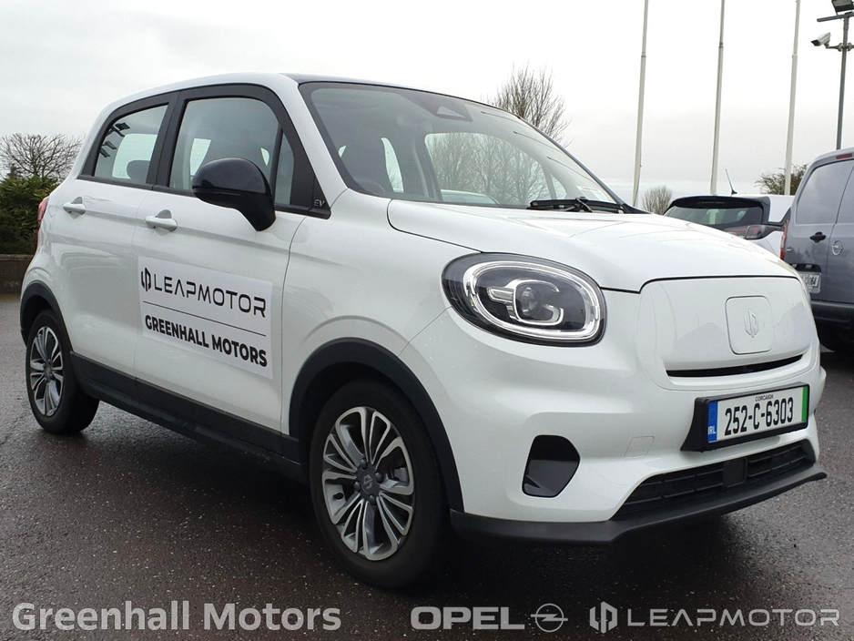 2025 Leapmotor T03 T03 Design €17,500