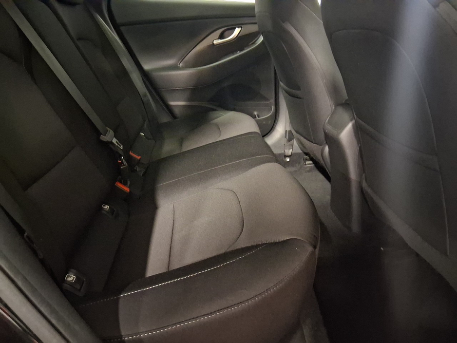 2018 Hyundai i30 - image 4