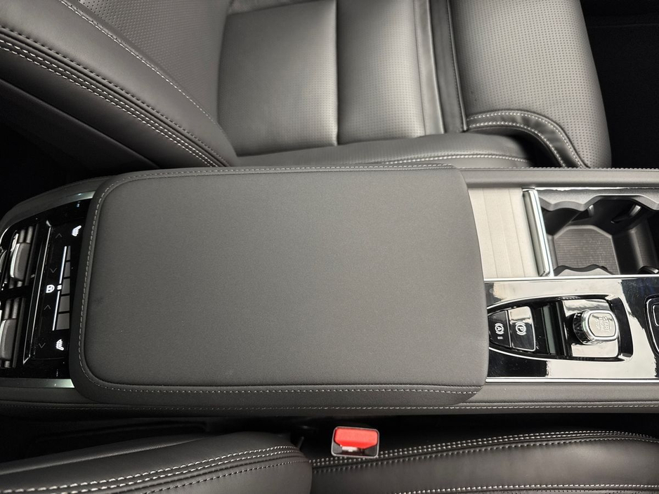 2026 Volvo XC90 T8 ULTRA BLACK EDITION *3 FREE SERVICES* €210 PER WEEK ON PCP €104,995