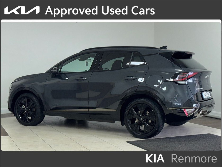 2025 Kia Sportage - image 3