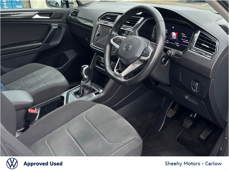 2024 Volkswagen Tiguan 2.0 TDI 150HP Elegance €41,950