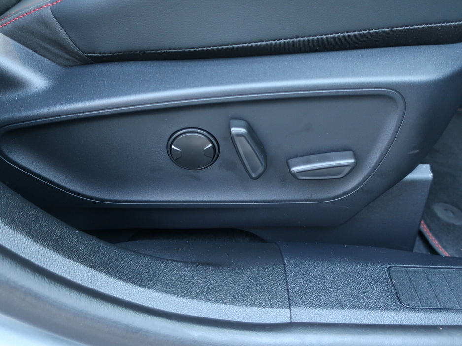 2026 Ford Kuga 2.5 Duratec 243PS PHEV ST-Line X Ed Auto €48,995