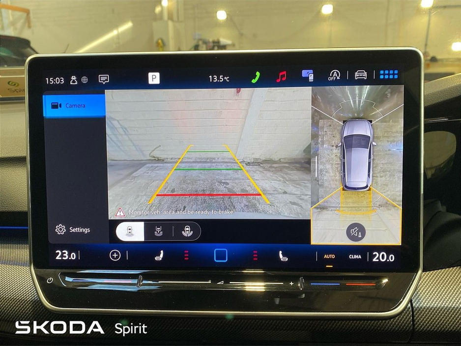 2024 Volkswagen Golf - image 15