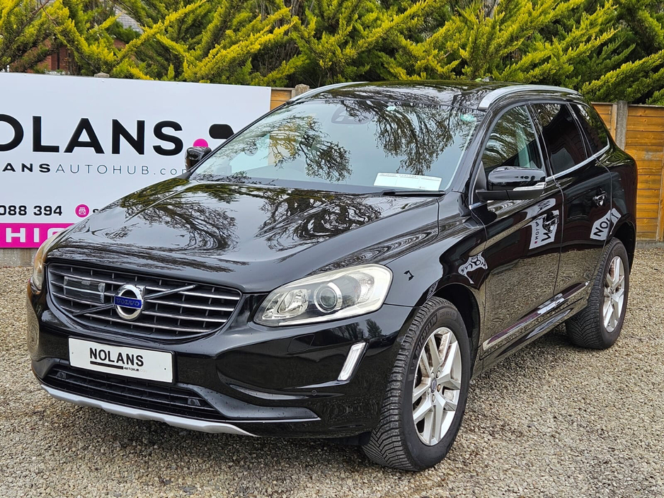 2016 Volvo XC60 - image 5