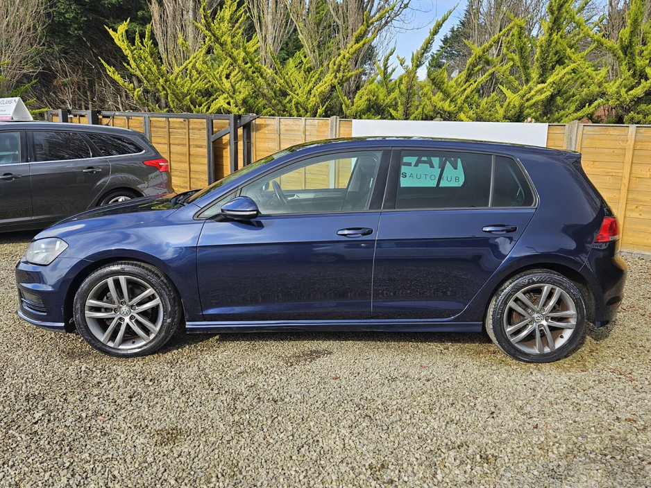 2017 Volkswagen Golf - image 8
