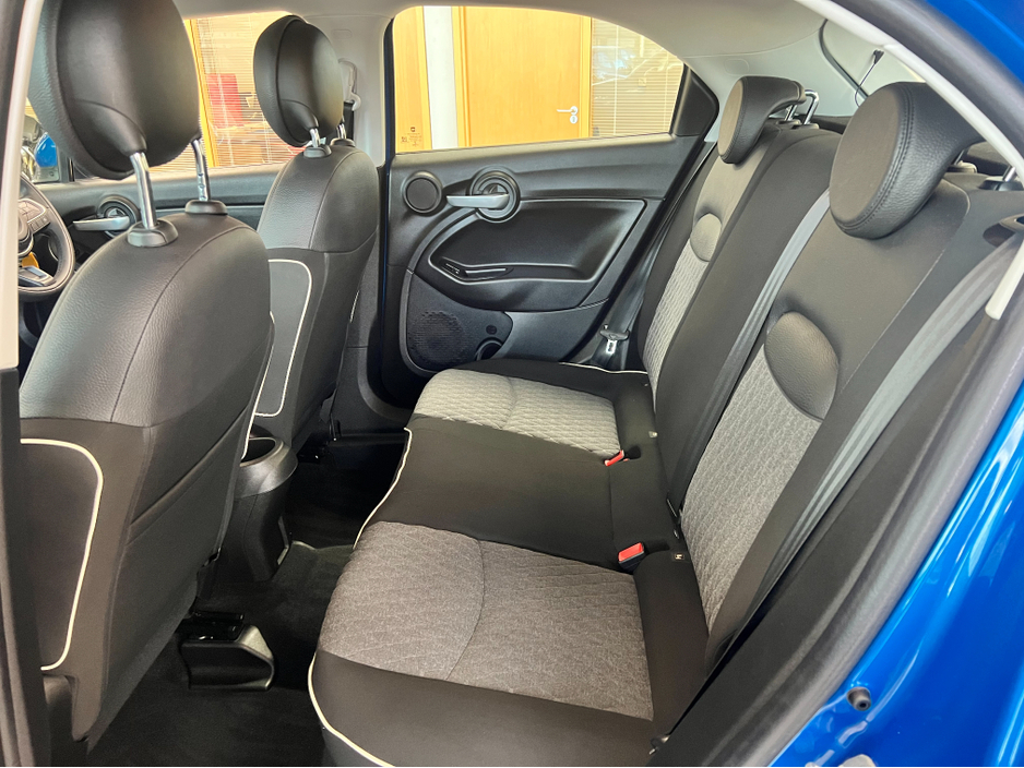 2019 Fiat 500X - image 18