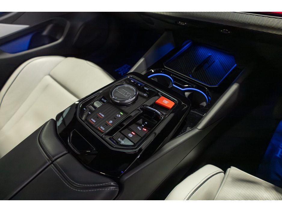 2025 BMW M5  €129,950