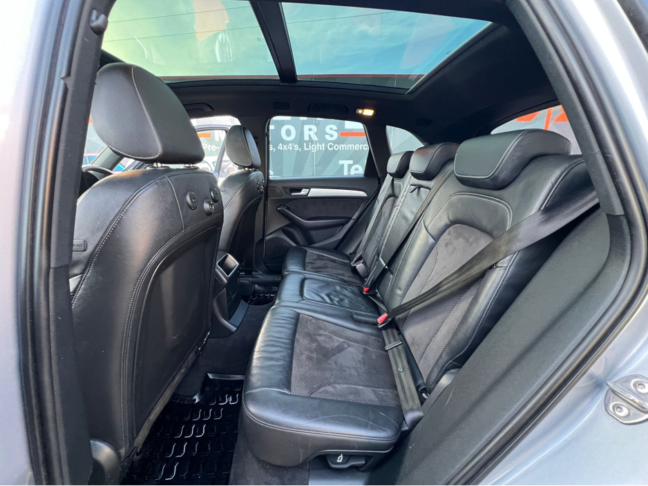 2015 Audi Q5 ==2.0 TDI-QUATTRO-S-LINE//PAN ROOF//AUTO//NCTED== €15,950