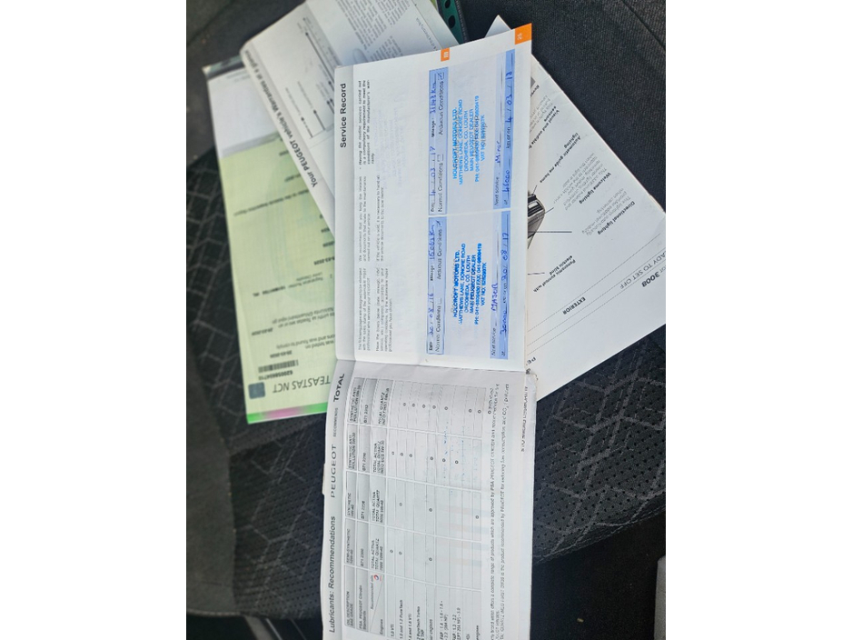 2016 Peugeot 3008 - image 13