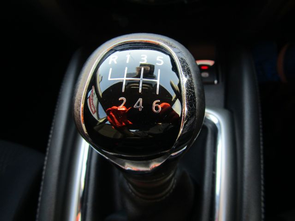 2016 Nissan Qashqai - image 31