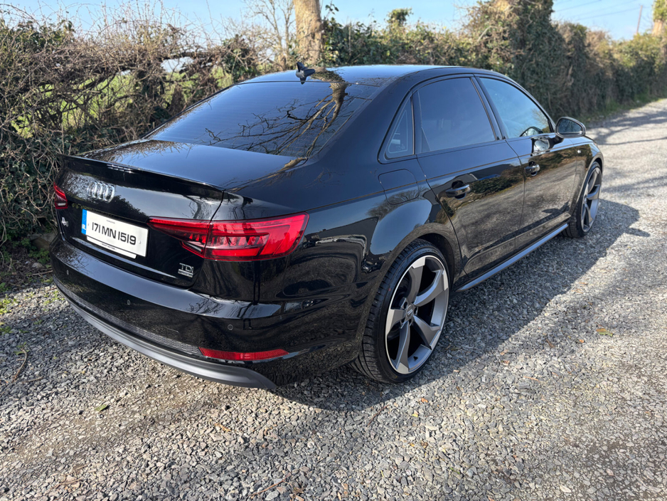 2017 Audi A4 - image 3