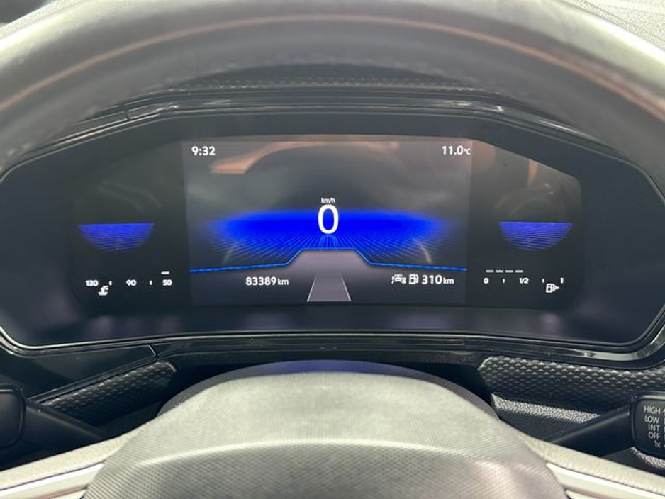 2023 Volkswagen T-Cross - image 17