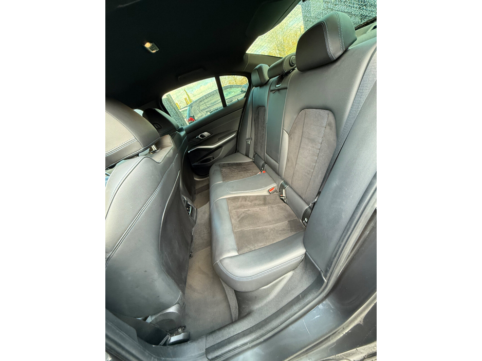 2020 BMW 3 Series 320d M Sport €34,995