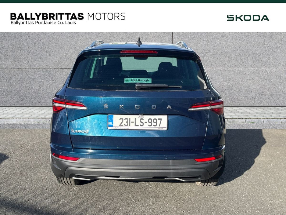 2023 Skoda Karoq - image 4