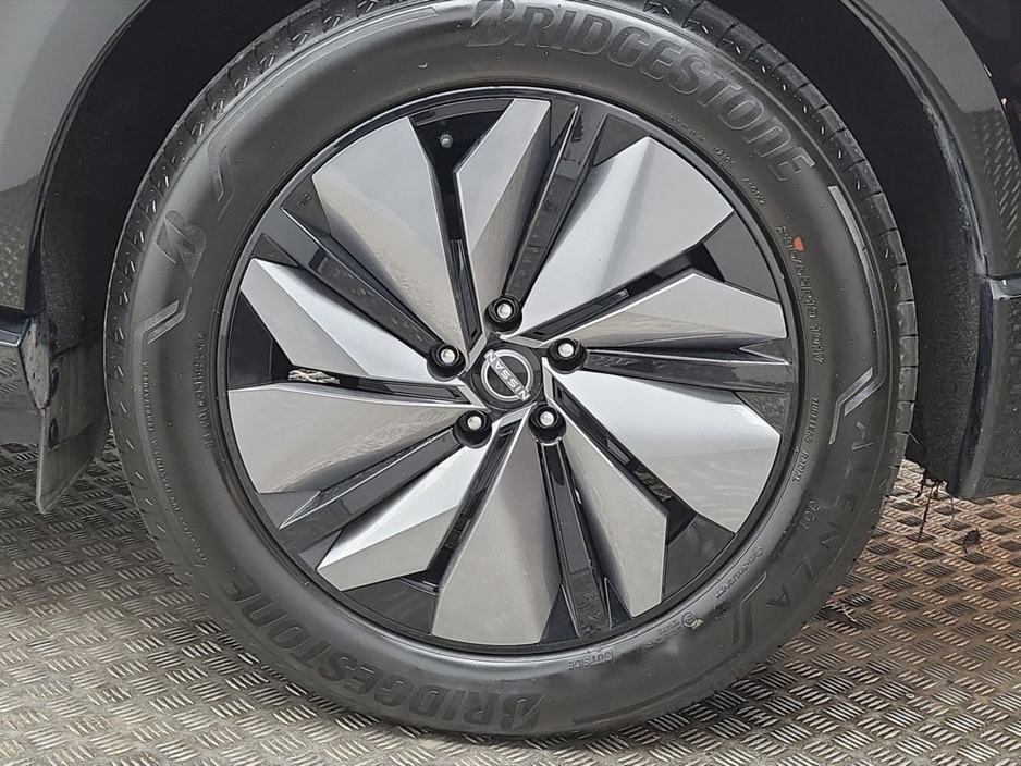 2025 Nissan Ariya - image 15