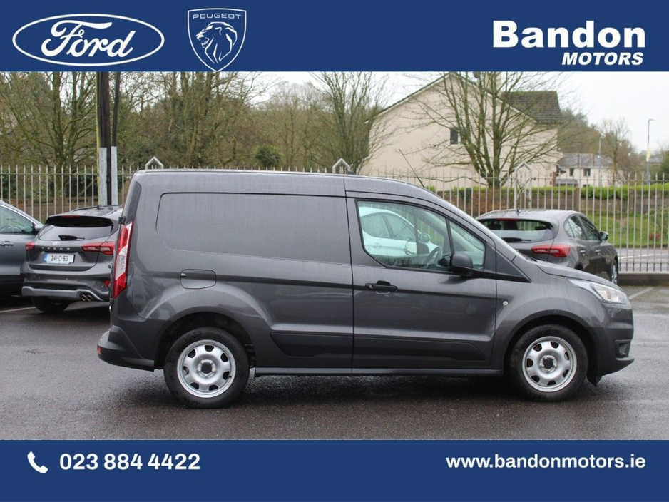 2024 Ford Transit Connect - image 4
