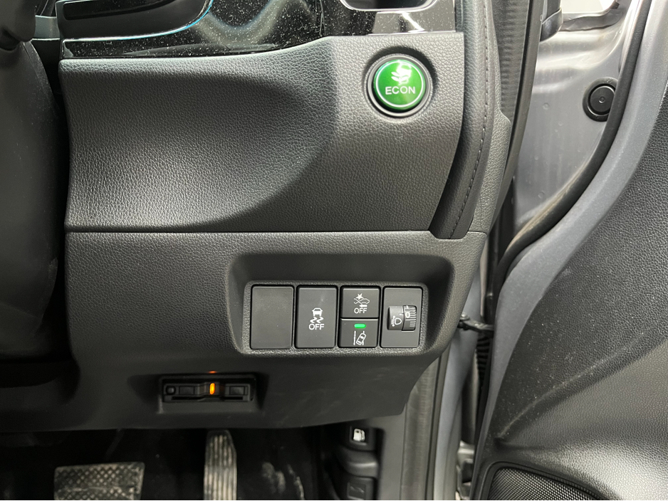 2022 Honda Shuttle - image 12