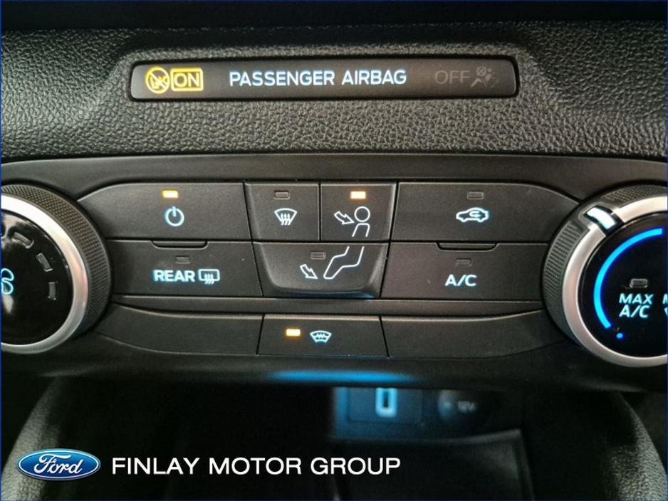 2021 Ford Focus - image 15