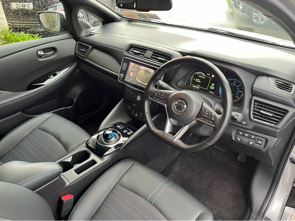 2020 Nissan Leaf N-CONNECTA EV //LOW MILES//HIGH SPEC//HEATED FRONT AND REAR SEATS//360 PARKING CAMERAS//KEYLESS ENTRY//ADAPTIVE CRUISE CONTROL// €13,950