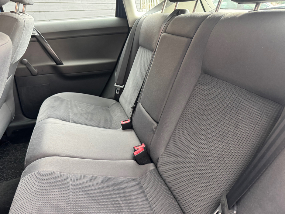 2008 Volkswagen Polo - image 14