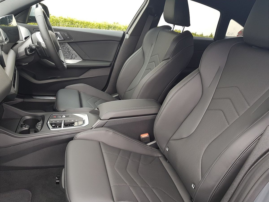 2026 BMW 2 Series - image 7