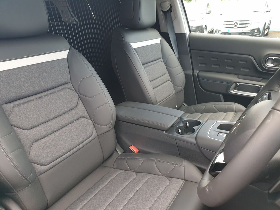 2026 Citroen C5 Aircross - image 19