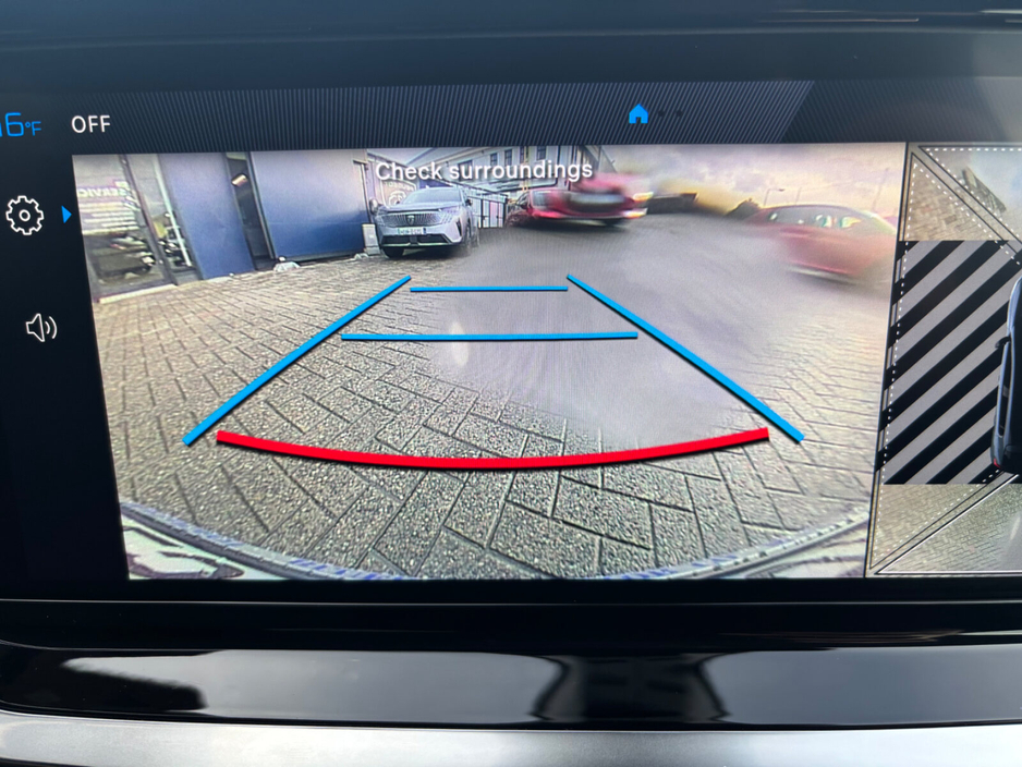 2025 Peugeot 208 1.2 MHEV Puretech 100bhp Allure €26,950