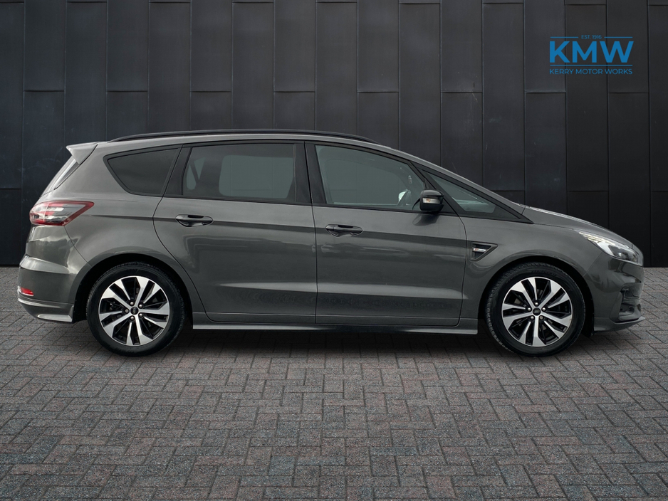 2023 Ford S-Max - image 5