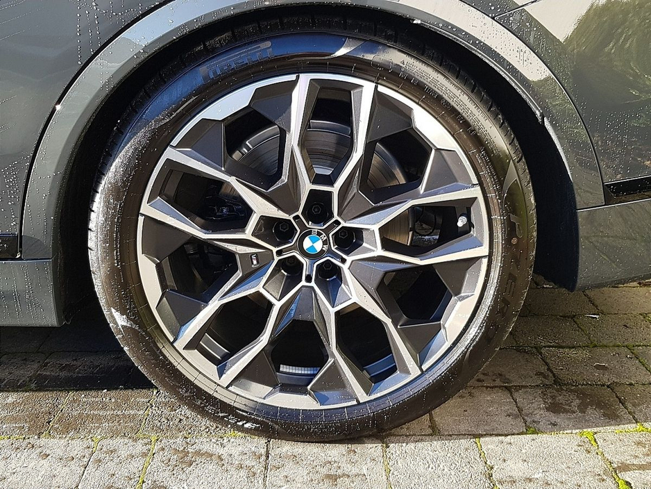 2026 BMW X7 X7 xDrive40d M Sport €197,825