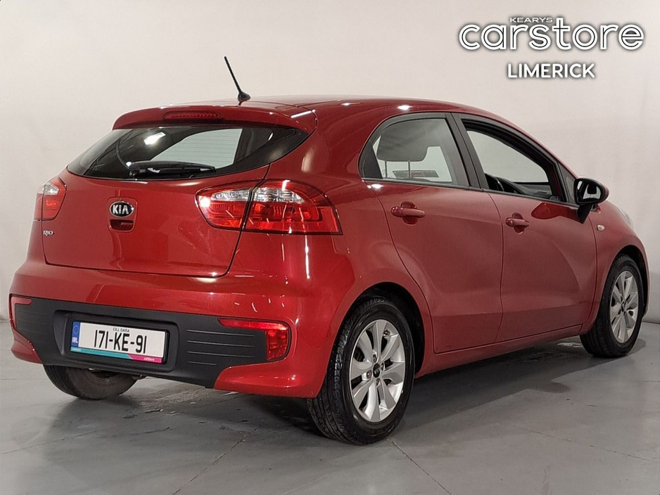 2017 Kia Rio - image 3