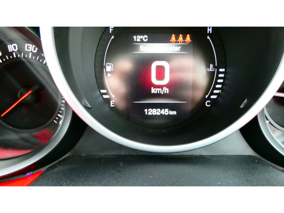 2017 Fiat 500X - image 5