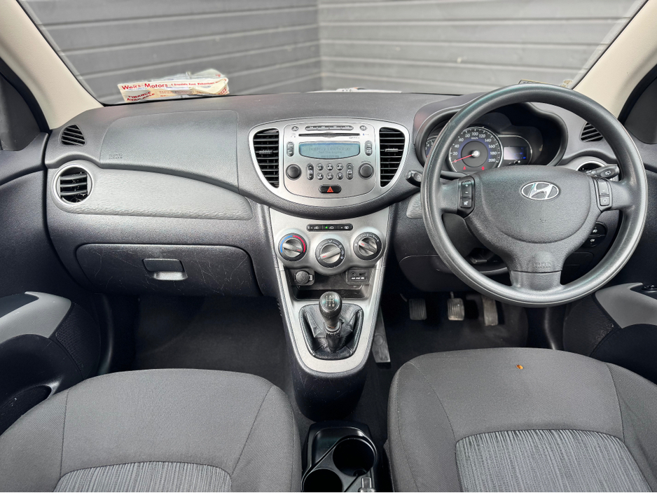 2011 Hyundai i10 - image 8