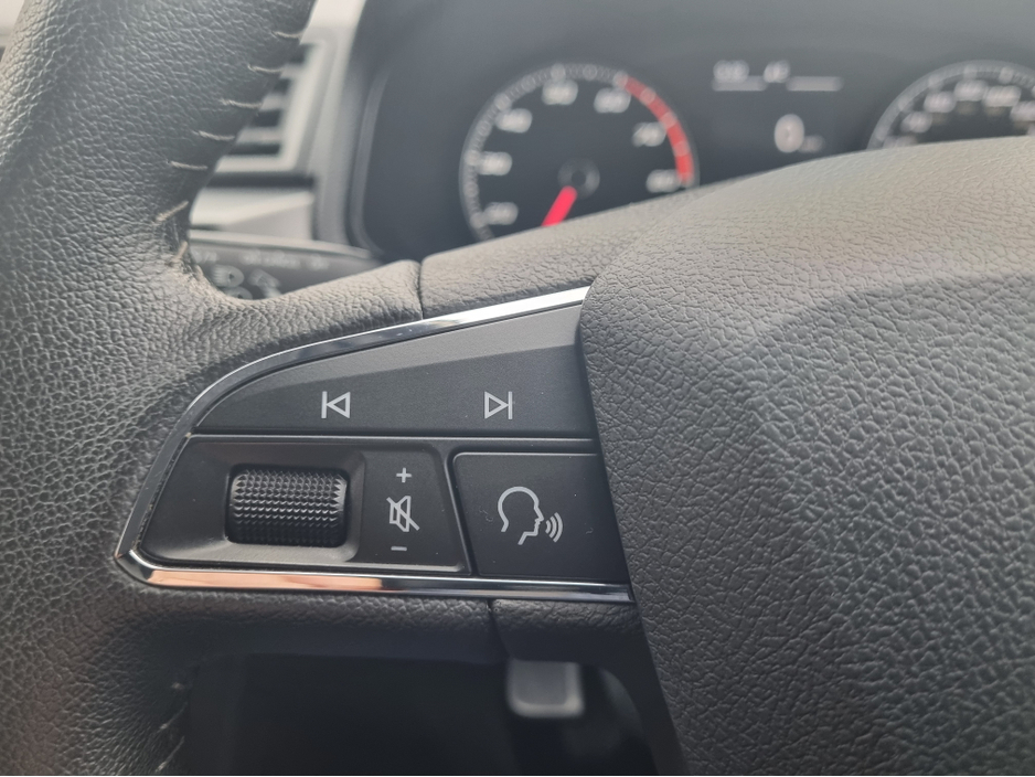 2021 SEAT Ibiza SE TECHNOLOGY TSI 95HP €16,995