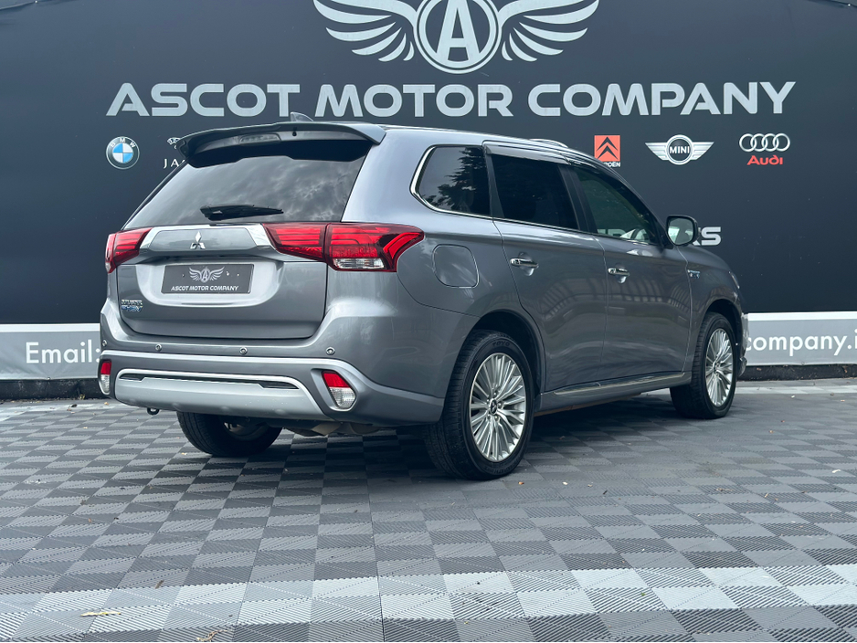 2019 Mitsubishi Outlander 4x4 auto €19,950