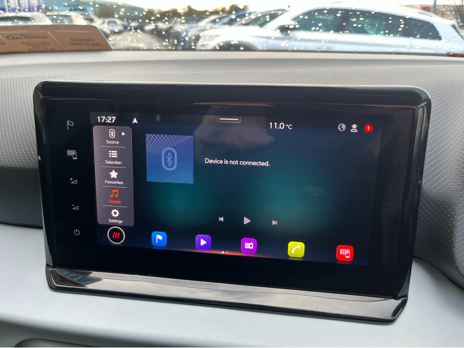 2023 SEAT Arona - image 18