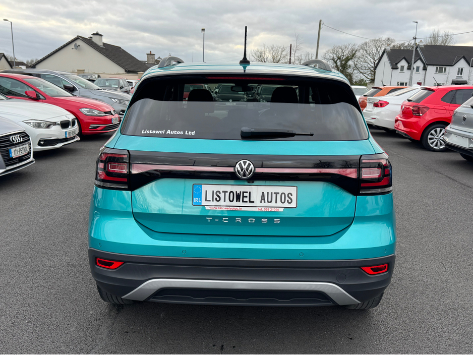 2020 Volkswagen T-Cross - image 12