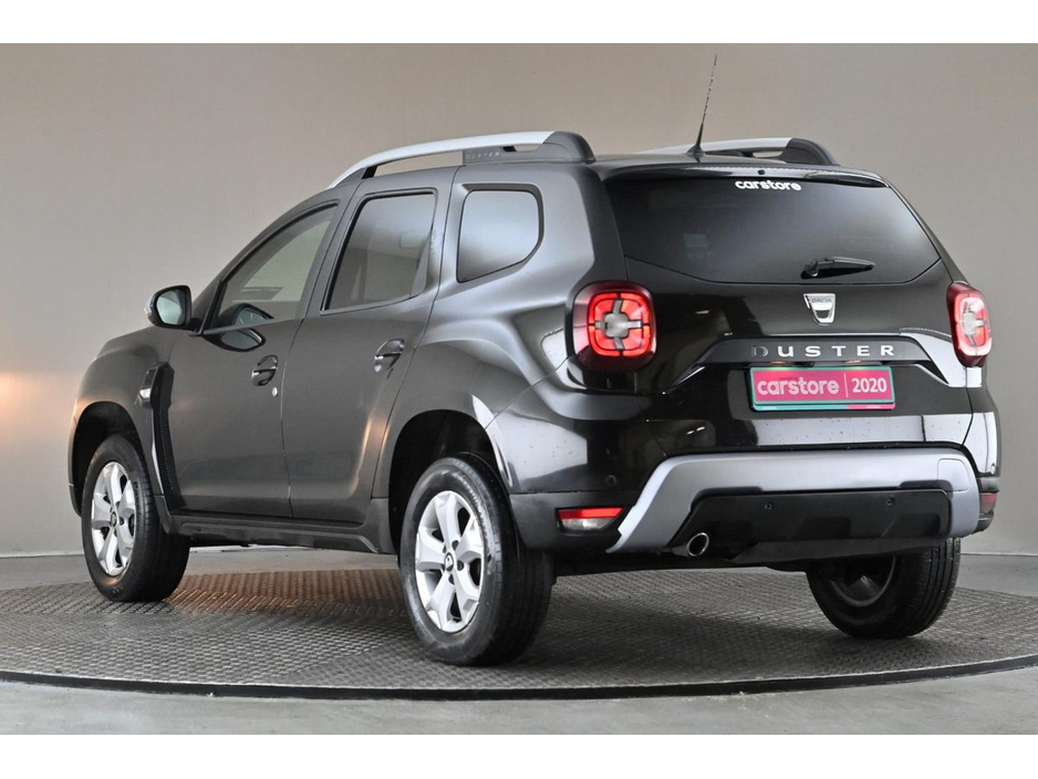 2020 Dacia Duster - image 7