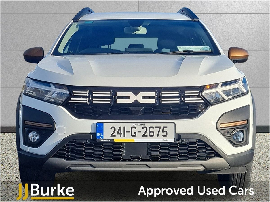 2024 Dacia Jogger - image 2