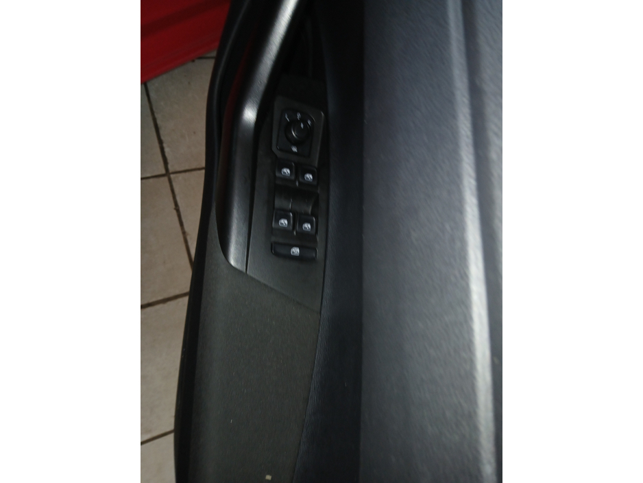 2018 Volkswagen Polo 1.0 LE  65BHP 5DR : One Owner : Air Con / Alloys / Fogs €13,950