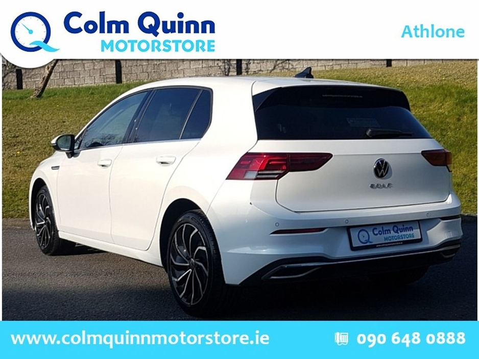 2021 Volkswagen Golf - image 3