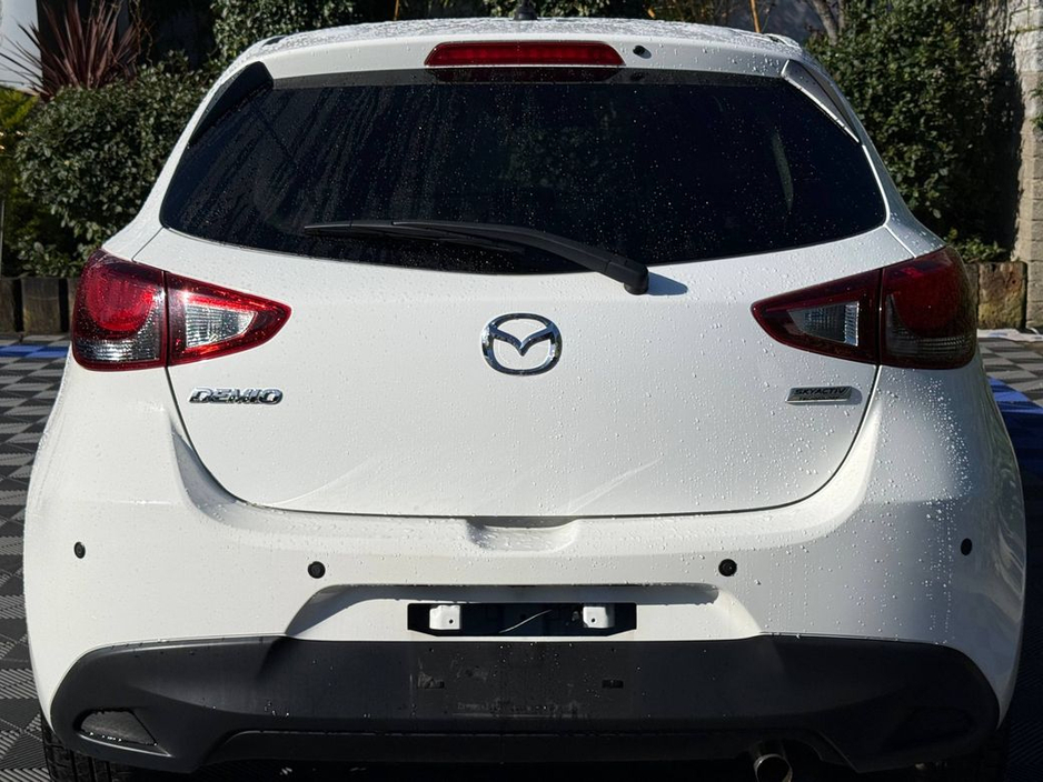 2016 Mazda Demio - image 16