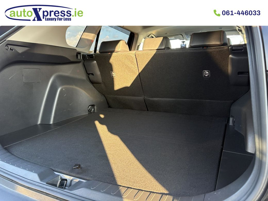 2023 Toyota Rav4 - image 7