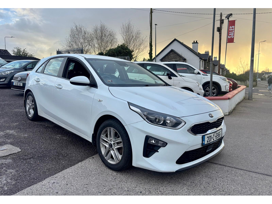 2020 Kia Ceed - image 10