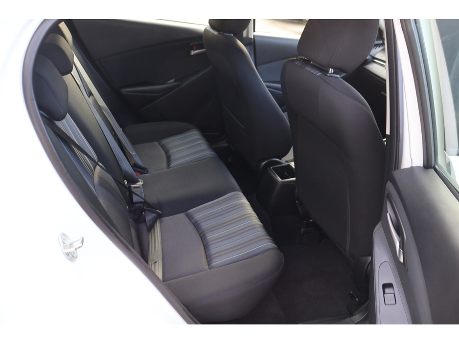 2016 Mazda Demio - image 19