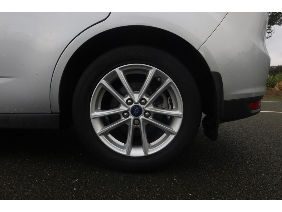 2015 Ford Grand C-Max 1.5 TDCI ZETEC 120 120PS 5DR €7,500