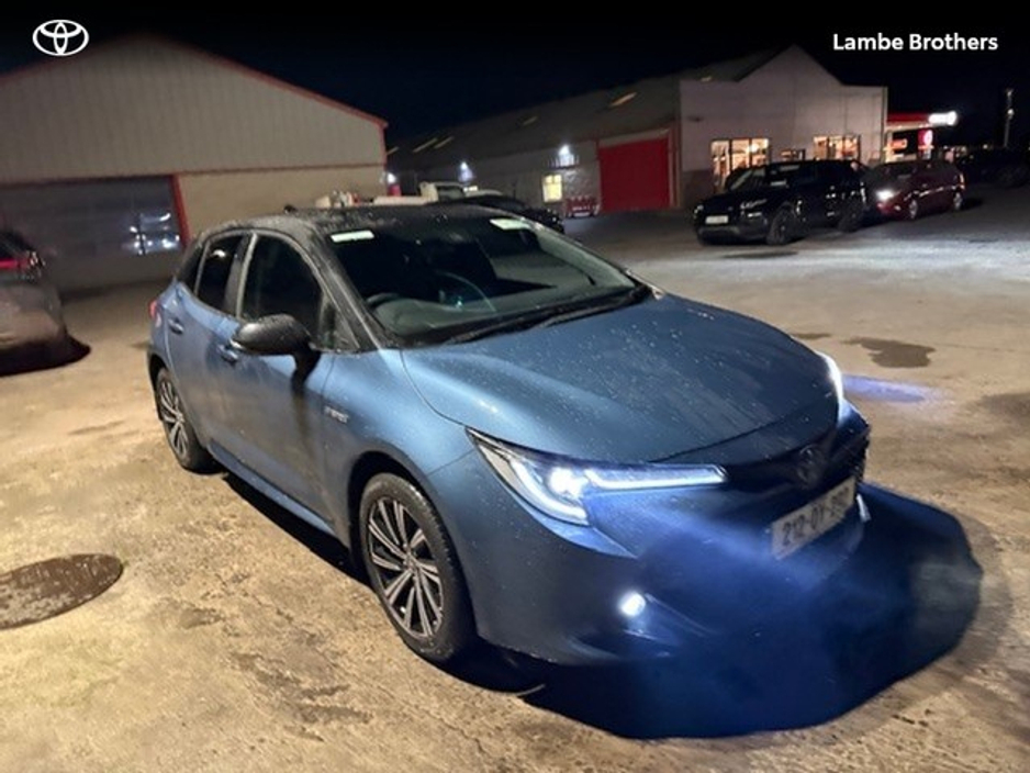 2021 Toyota Corolla - image 2